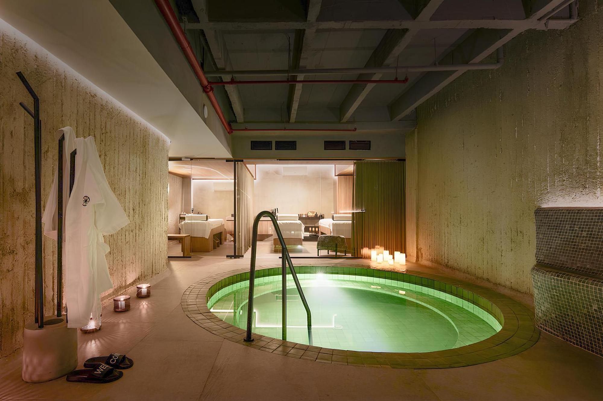 Wellcomm Spa & Hotel Medellin Exterior photo